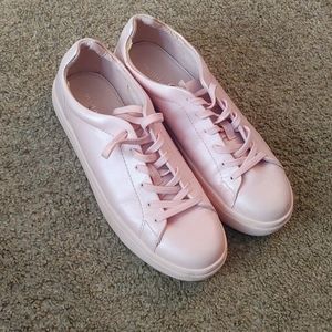 Women's pink Madden girl tennis shoe